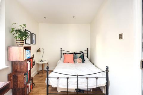 1 Clockwork Mews Clifden Road, London, E5 0LN