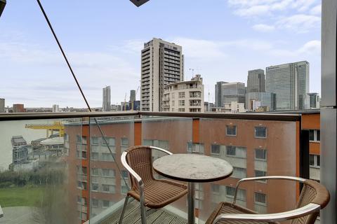 undefined, Fairmont Avenue, London, E14