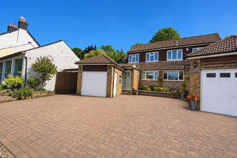Main Road, Knockholt, Sevenoaks, Kent, TN14 7LD