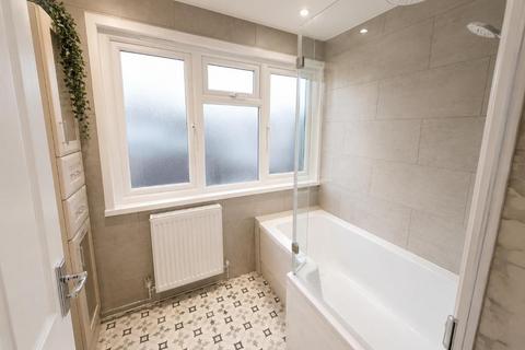 4 bedroom semi-detached house for sale, Main Road, Knockholt, Sevenoaks, Kent, TN14 7LD