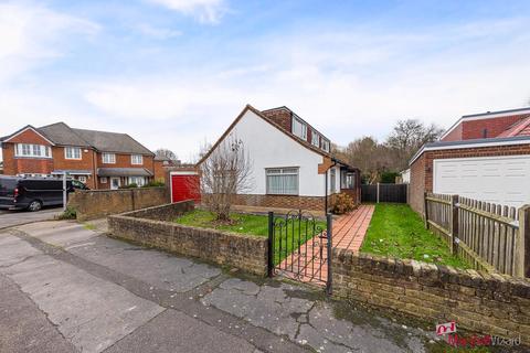 21 Park Close, Bushey, WD23 2DE