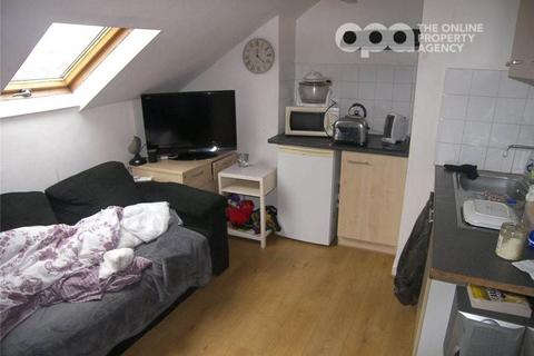 5 bedroom property for sale - Harlech Road, Leeds, LS11