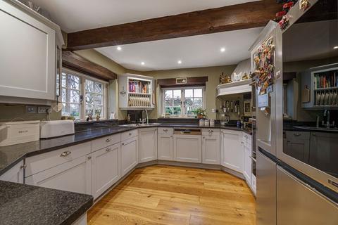 Merlin Cottage Ashmore Lane, Keston, BR2 6DJ