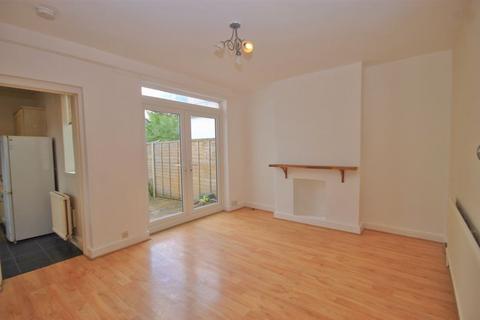 35 Stanley Avenue, Greenford, UB6 8NW