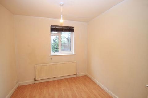 35 Stanley Avenue, Greenford, UB6 8NW