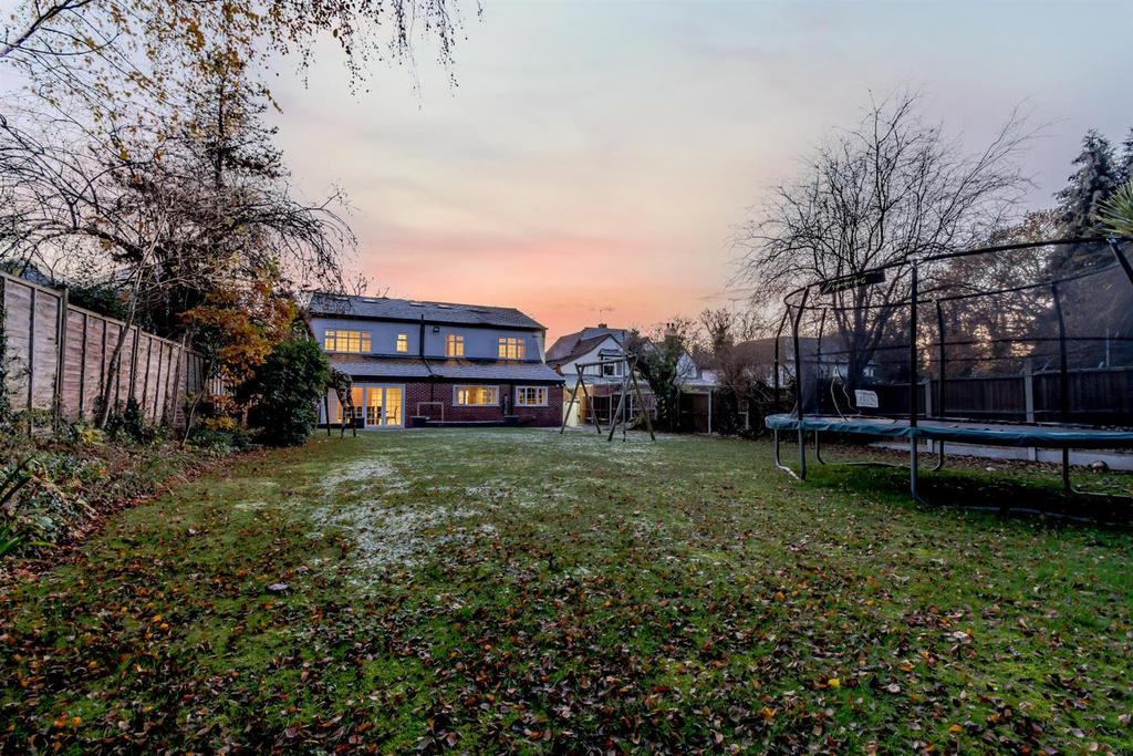 8485599-exterior15.jpg