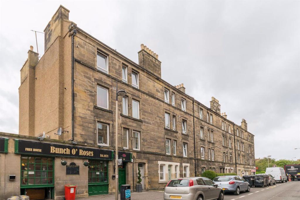 RESTALRIG ROAD SOUTH, EDINBURGH, EH7 6JD 1 bed flat £695 pcm (£160 pw)