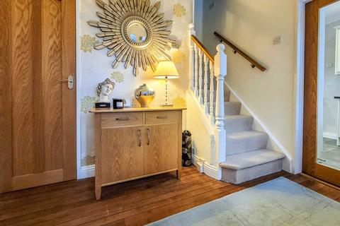 107 Lansdown Road, Gloucester, GL1 3JF