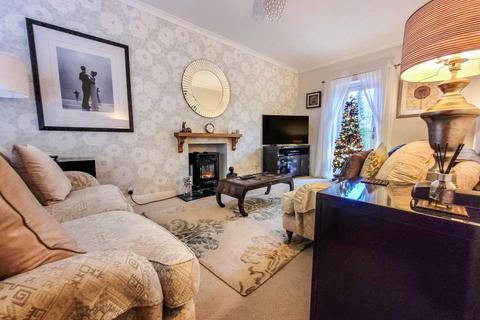 107 Lansdown Road, Gloucester, GL1 3JF