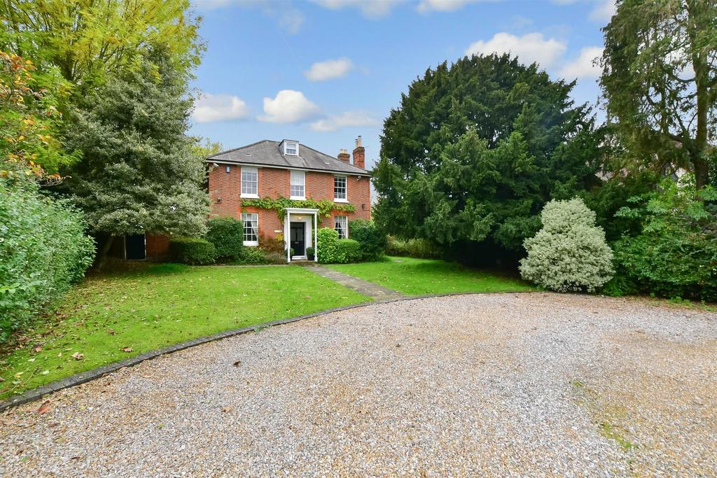 Church Road, Tovil, Maidstone, Kent 4 bed detached house for sale £
