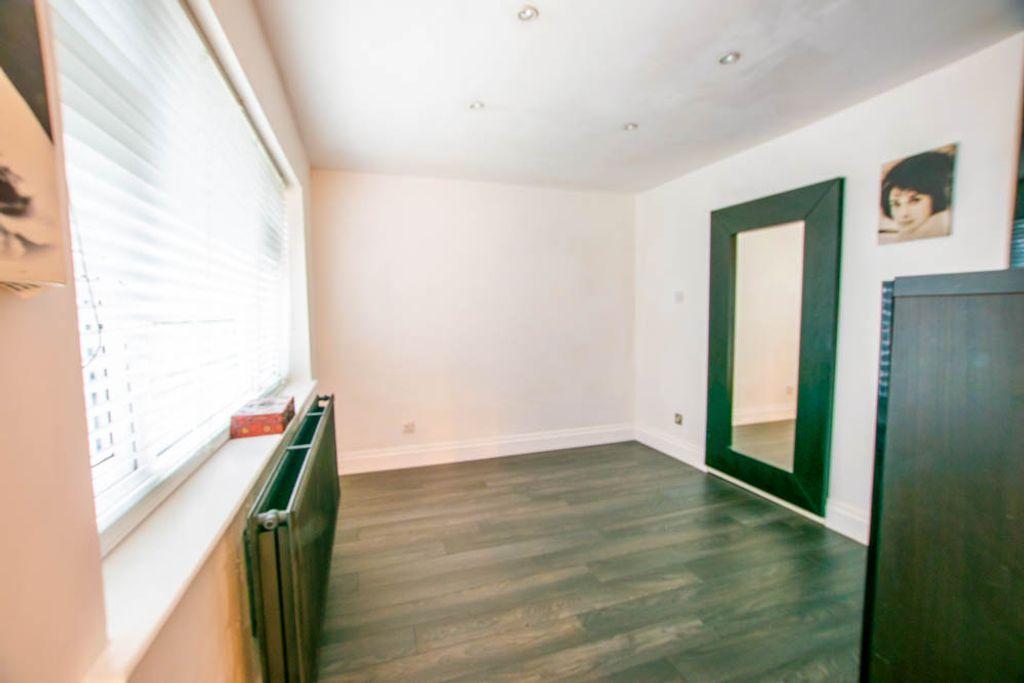 Bedroom 1 (Double with Ensuite)