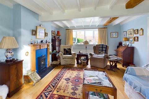 2, Moat Court Kings End Road, Powick, Worcester, WR2 4RE