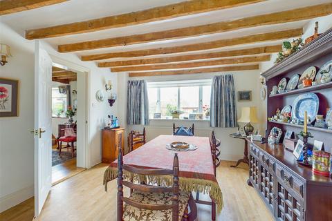 2, Moat Court Kings End Road, Powick, Worcester, WR2 4RE