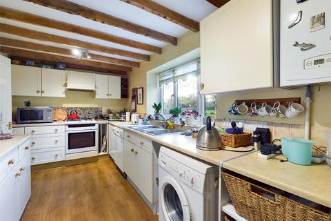 2, Moat Court Kings End Road, Powick, Worcester, WR2 4RE