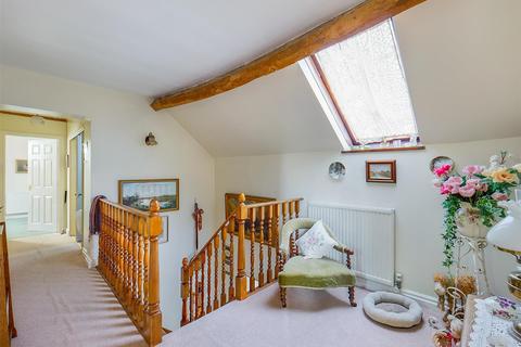 2, Moat Court Kings End Road, Powick, Worcester, WR2 4RE