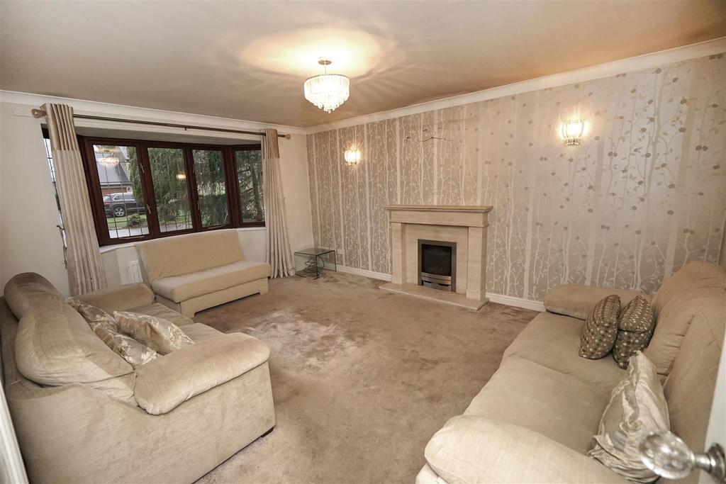 Chapel Grange, Turton, Bolton 4 bed detached house £600,000