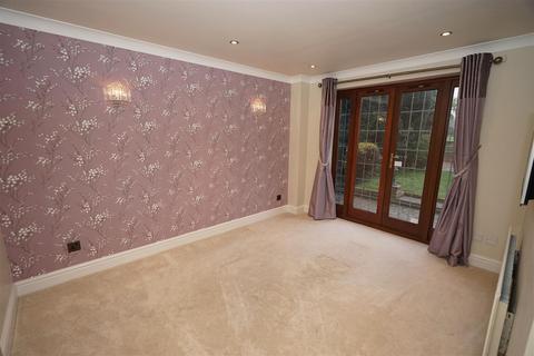 8 Chapel Grange, Turton, Bolton, BL7 0NL