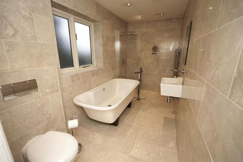 8 Chapel Grange, Turton, Bolton, BL7 0NL