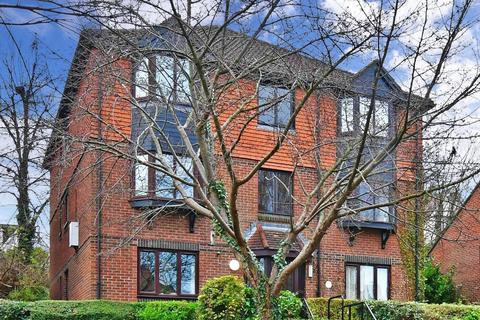 38 Clowser Close, Sutton, SM1 4TP