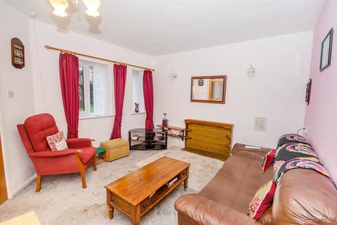2 bedroom bungalow for sale - Avondale Court, Long Beach Road, Longwell Green