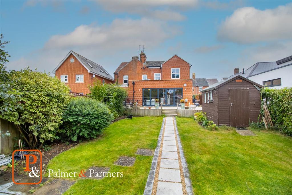 Albany Road West Bergholt 3 Bed Semi Detached House £525 000