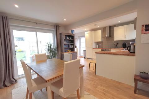 23 Cedar Close, Eastbourne, BN22 0SF