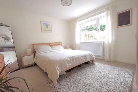 23 Cedar Close, Eastbourne, BN22 0SF