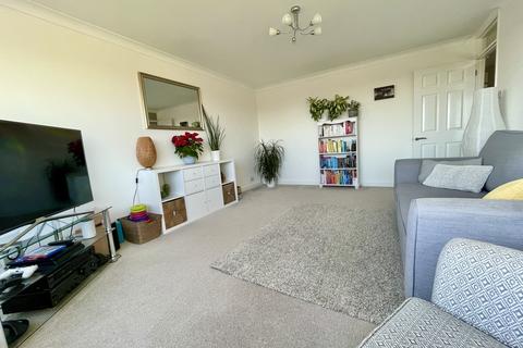 23 Cedar Close, Eastbourne, BN22 0SF