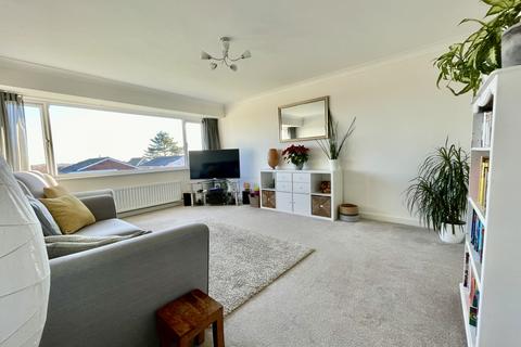 23 Cedar Close, Eastbourne, BN22 0SF
