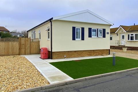 3 bedroom property for sale - The Fairway, Willowbrook Park, Lancing, West Sussex, BN15