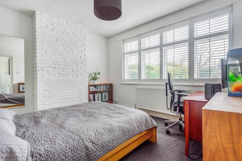 20 Kidbrooke Way, London, SE3 0JB