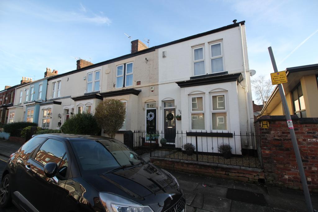 Francis Street Monton 2 bed terraced house £285,000