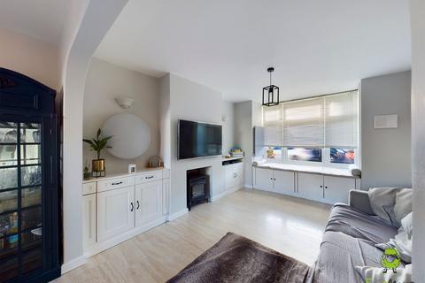 61 Ethronvi Road, Bexleyheath, DA7 4AU