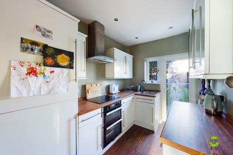 61 Ethronvi Road, Bexleyheath, DA7 4AU