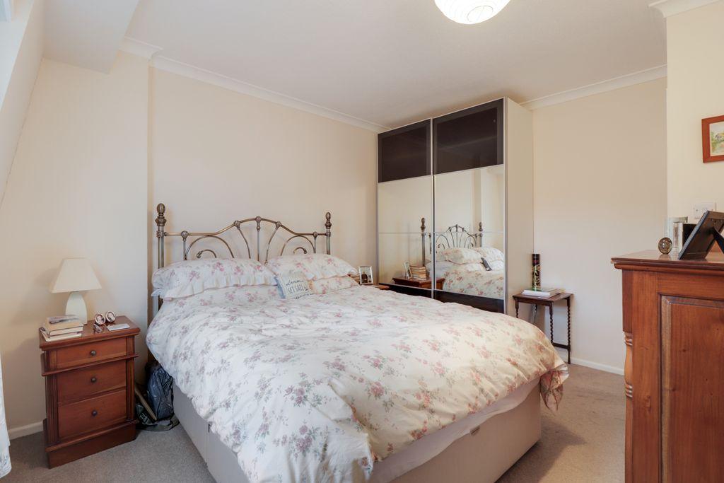 Bedroom 1 (Double)