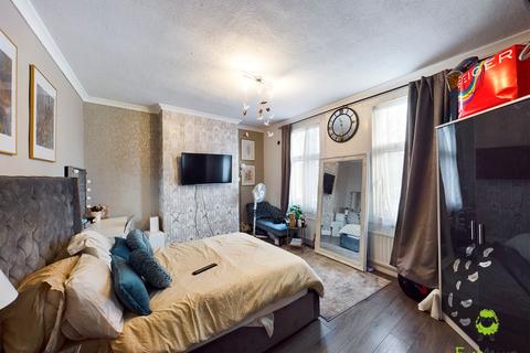 40 South Road, Erith, DA8 3RA