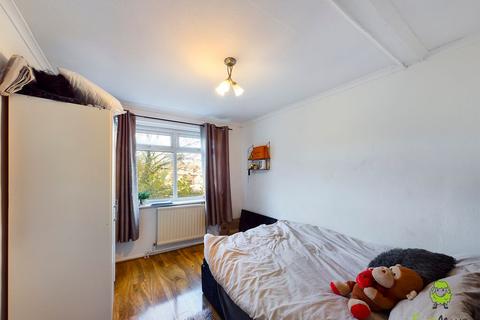 40 South Road, Erith, DA8 3RA
