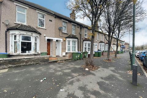 40 South Road, Erith, DA8 3RA