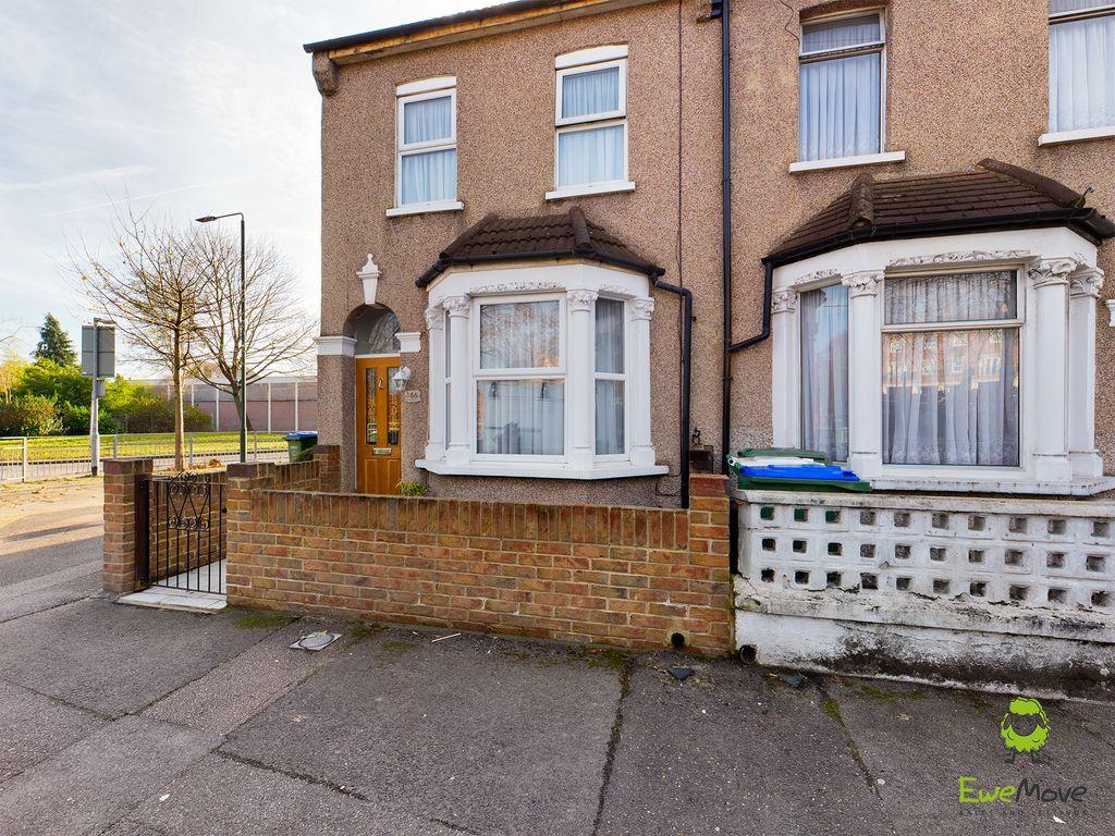 Slade Green Road, Erith DA8 2JE 2 bed end of terrace house £320,000