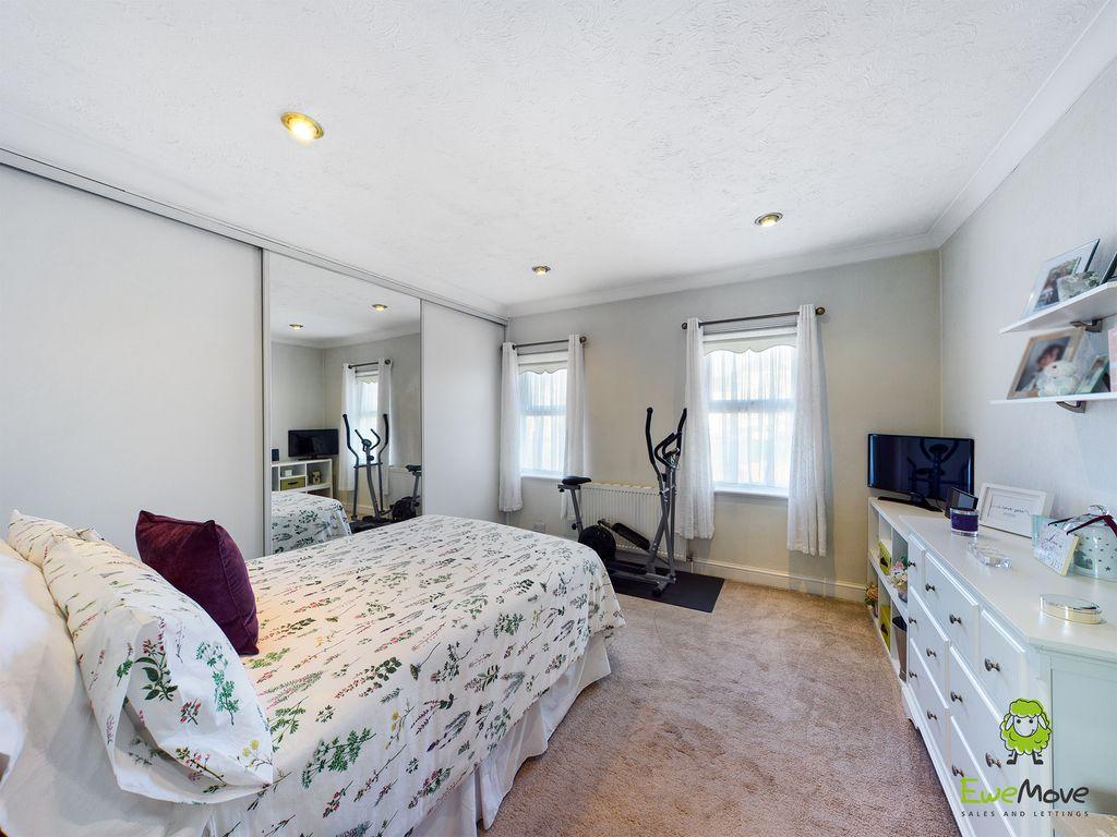 Bedroom (Double)