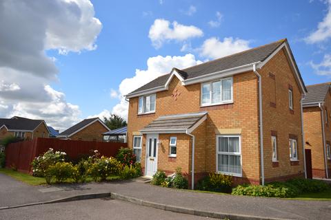 3 bedroom detached house for sale, Farriers Way, Houghton Regis, LU5