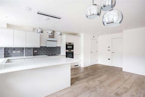 2 bedroom apartment for sale - Kingsmuir, Ringley Park Road, Reigate, Surrey, RH2