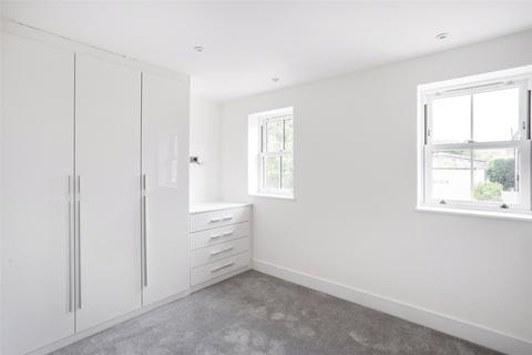 2 bedroom apartment for sale - Kingsmuir, Ringley Park Road, Reigate, Surrey, RH2