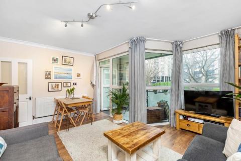 116 Whitlock Drive, London, SW19 6SN