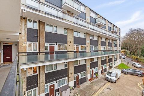 116 Whitlock Drive, London, SW19 6SN