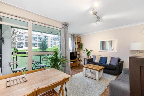 116 Whitlock Drive, London, SW19 6SN