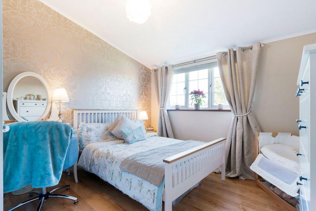 Bedroom 1 (Double)