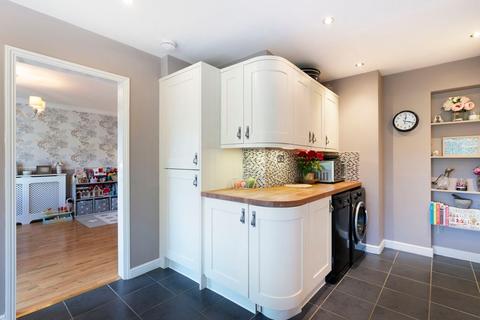 72 Leaves Spring, Stevenage, SG2 9BH