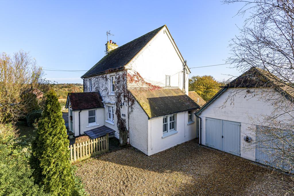 Headcorn Road, Grafty Green 4 bed detached house £950,000