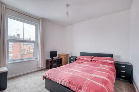 37 Middle Road, Worcester, WR2 4HT